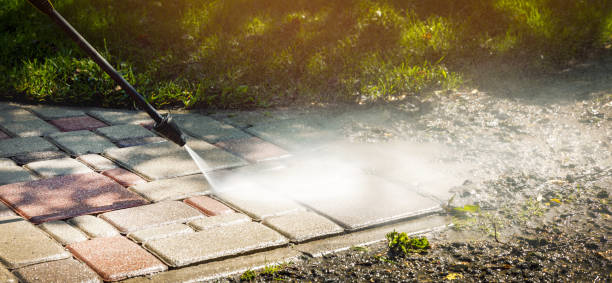 Best Pool Deck Cleaning  in Pine Bluff, AR